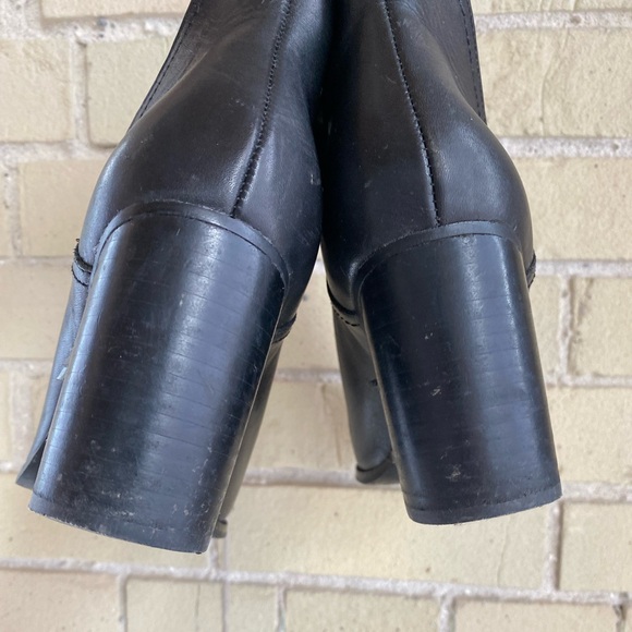 Aldo Black Ankle Boots - Picture 3 of 9